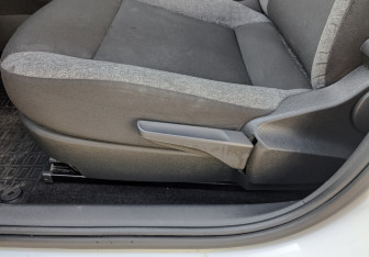 Подержанный автомобиль Skoda Rapid Liftback 2021 года (21 фото)