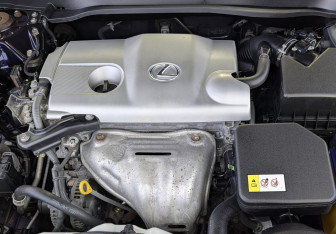 Подержанный автомобиль Lexus ES 2017 года (9 фото)