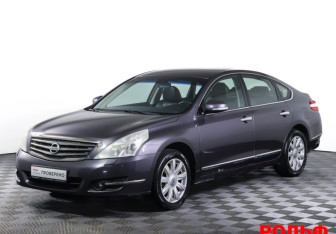 Подержанный автомобиль Nissan Teana 2010 года (1 фото)