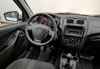 Подержанный автомобиль LADA (ВАЗ) Granta Sedan 2022 года (23 фото)