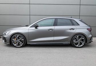 Подержанный автомобиль Audi A3 Hatchback 2021 года (7 фото)