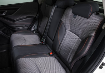 Подержанный автомобиль Subaru Forester Suv 2021 года (15 фото)