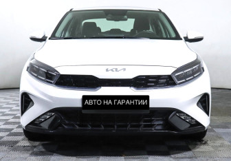Подержанный автомобиль Kia Cerato Sedan 2021 года (2 фото)