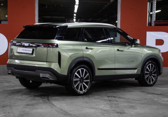 Подержанный автомобиль Jaecoo J7 2023 года (5 фото)