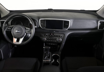 Подержанный автомобиль Kia Sportage 2021 года (12 фото)