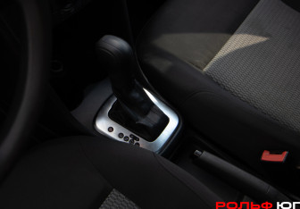 Подержанный автомобиль Volkswagen Polo Sedan 2010 года (14 фото)