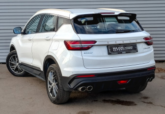 Подержанный автомобиль Geely Coolray 2023 года (7 фото)