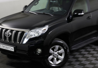 Подержанный автомобиль Toyota Land Cruiser Prado 2016 года (20 фото)