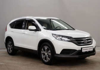 Подержанный автомобиль Honda CR-V 2014 года (3 фото)
