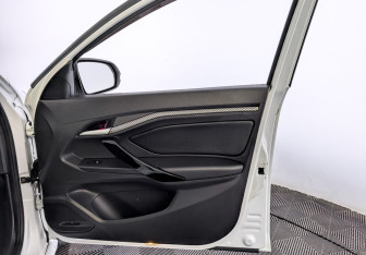 Подержанный автомобиль LADA (ВАЗ) Vesta Sedan 2021 года (24 фото)