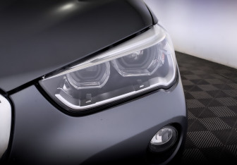 Подержанный автомобиль BMW X1 2019 года (17 фото)