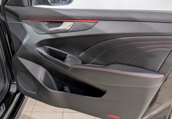 Подержанный автомобиль Kaiyi E5 2023 года (22 фото)