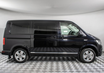 Подержанный автомобиль Volkswagen Multivan 2017 года (4 фото)
