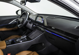 Подержанный автомобиль Omoda C5 2022 года (9 фото)