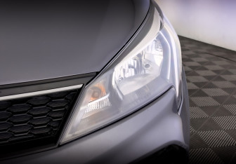 Подержанный автомобиль Kia Rio Hatchback 2021 года (12 фото)