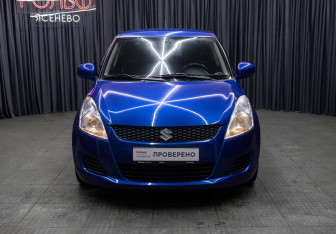 Подержанный автомобиль Suzuki Swift Hatchback 2011 года (2 фото)