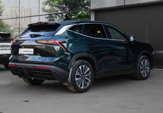 Подержанный автомобиль Jetour Dashing 2023 года (4 фото)