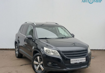 Подержанный автомобиль Volkswagen Tiguan 2011 года (3 фото)