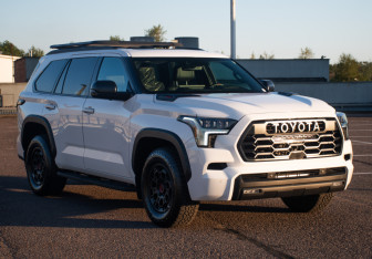 Новый Toyota Sequoia 2024 (3 фото)