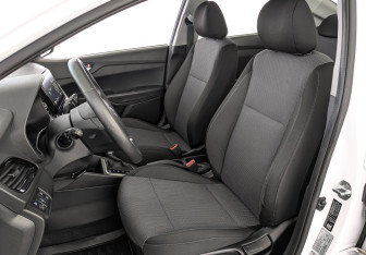 Подержанный автомобиль Hyundai Solaris Sedan 2021 года (20 фото)