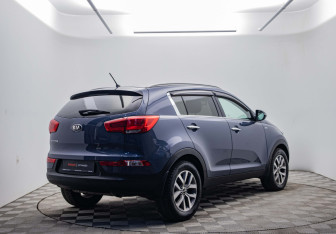 Подержанный автомобиль Kia Sportage 2015 года (5 фото)