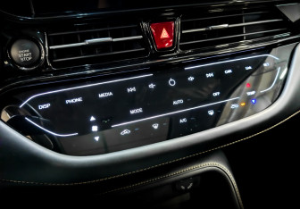 Новый Москвич 3 2022 (25 фото)