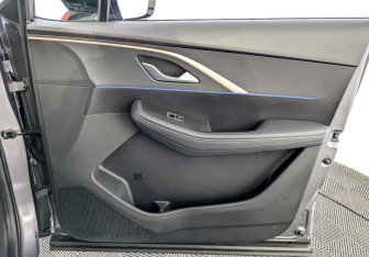 Подержанный автомобиль Omoda C5 2023 года (25 фото)