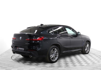 Подержанный автомобиль BMW X4 2019 года (5 фото)