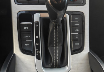 Подержанный автомобиль Geely Atlas 2019 года (17 фото)