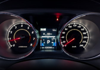 Подержанный автомобиль Mitsubishi ASX 2014 года (13 фото)