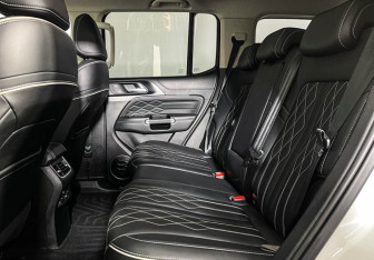 Подержанный автомобиль Tank 300 2023 года (10 фото)