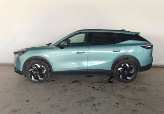 Подержанный автомобиль Omoda C7 2025 года (7 фото)