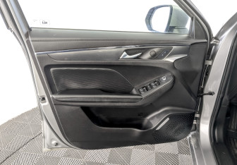 Подержанный автомобиль Haval Jolion 2022 года (19 фото)