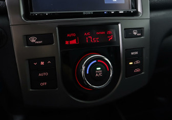 Подержанный автомобиль Kia Cerato Sedan 2012 года (16 фото)