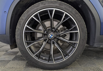 Подержанный автомобиль BMW X4 2019 года (12 фото)