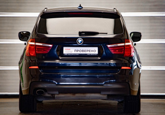 Подержанный автомобиль BMW X3 2012 года (5 фото)