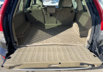 Подержанный автомобиль Volvo XC90 2008 года (13 фото)