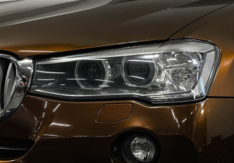 Подержанный автомобиль BMW X3 2016 года (8 фото)