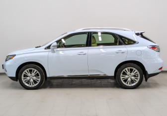 Подержанный автомобиль Lexus RX 2012 года (8 фото)