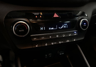 Подержанный автомобиль Hyundai Tucson 2018 года (18 фото)