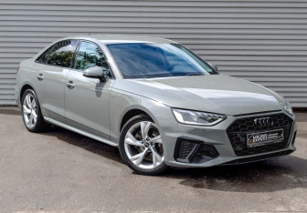 Подержанный автомобиль Audi A4 Sedan 2022 года (3 фото)