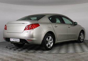 Подержанный автомобиль Peugeot 508 Sedan 2012 года (6 фото)