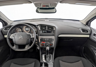 Подержанный автомобиль Citroen C4 Sedan 2020 года (14 фото)