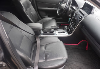 Подержанный автомобиль Mazda 6 Liftback 2006 года (11 фото)