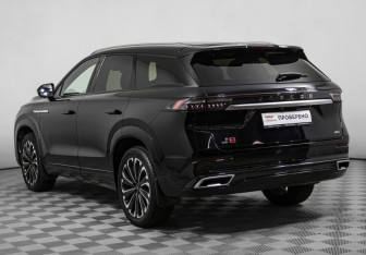 Подержанный автомобиль Jaecoo J8 2024 года (7 фото)
