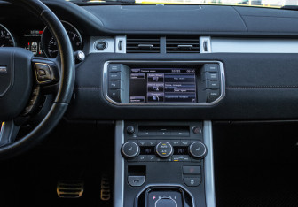 Подержанный автомобиль Land Rover Range Rover Evoque 2012 года (9 фото)