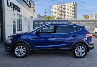 Подержанный автомобиль Nissan Qashqai 2018 года (8 фото)