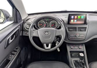 Подержанный автомобиль FAW Besturn X40 2021 года (22 фото)