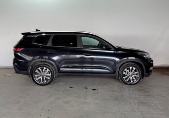 Подержанный автомобиль Chery Tiggo 8 2020 года (4 фото)