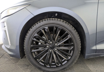 Подержанный автомобиль Geely Preface 2024 года (12 фото)